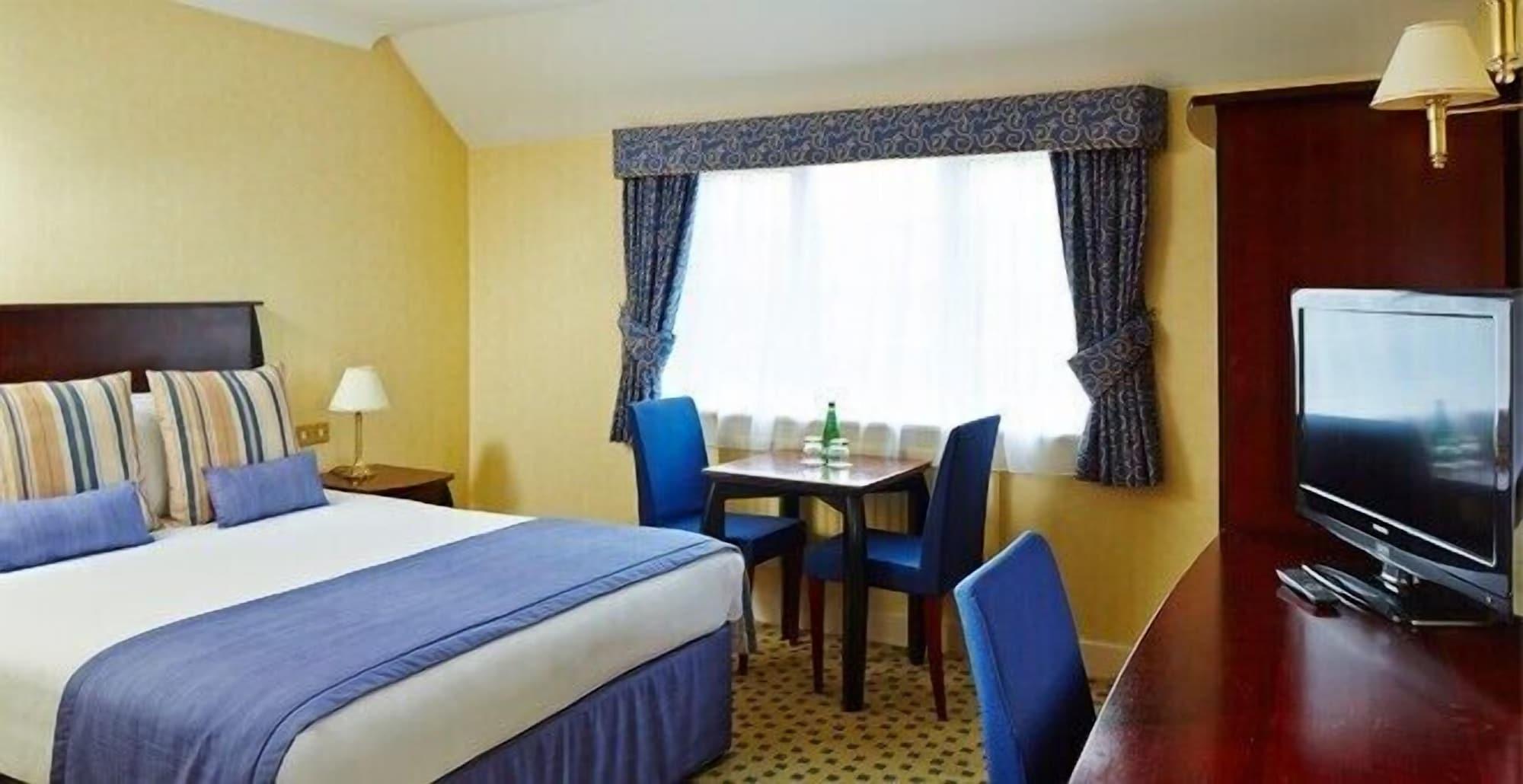 Basingstoke Country Hotel & Spa Hook  Extérieur photo