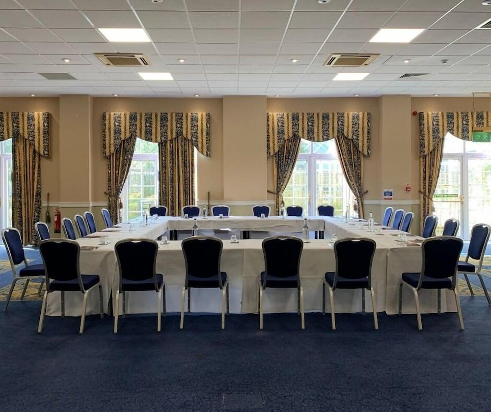 Basingstoke Country Hotel & Spa Hook  Extérieur photo
