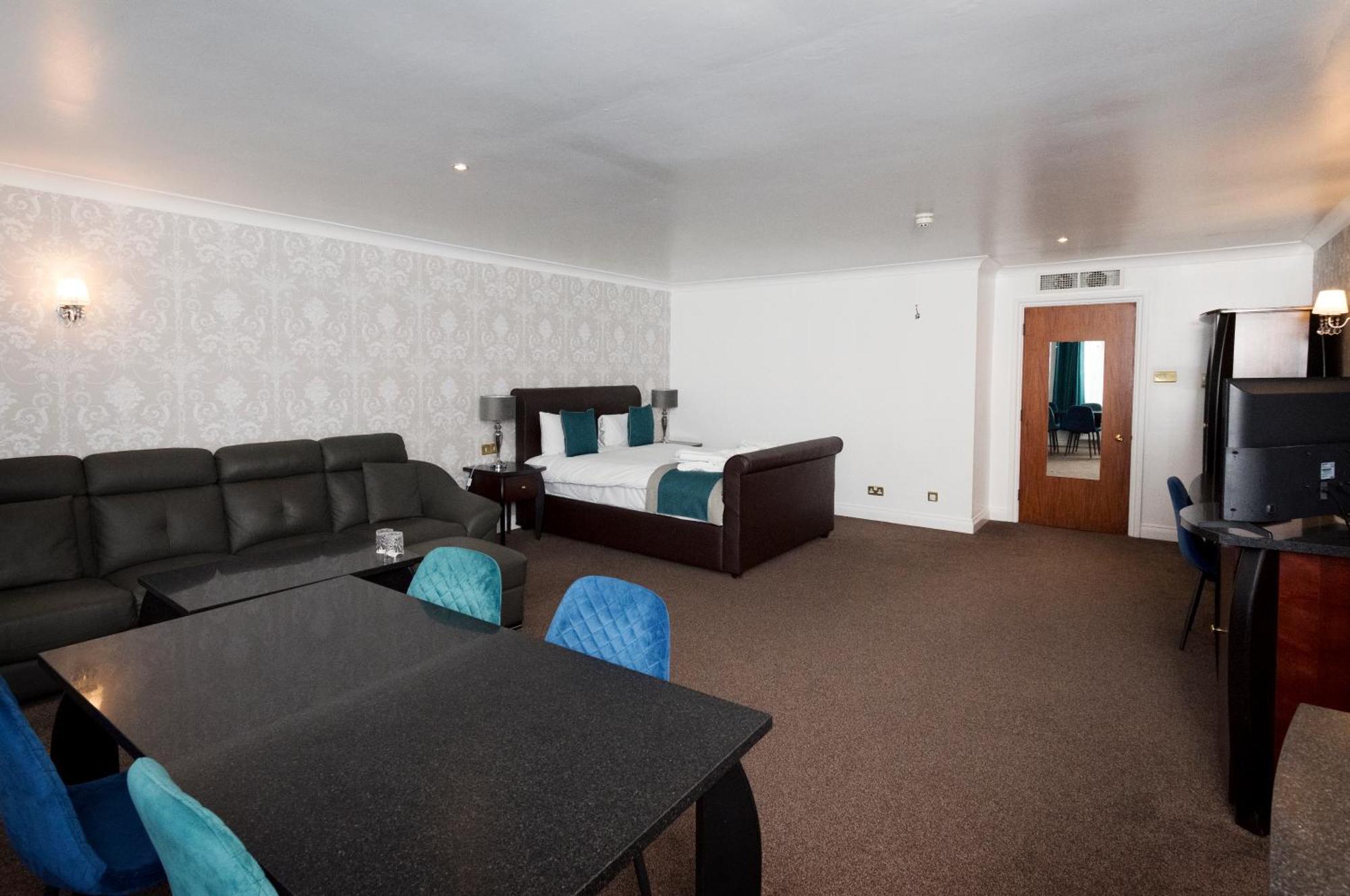 Basingstoke Country Hotel & Spa Hook  Extérieur photo