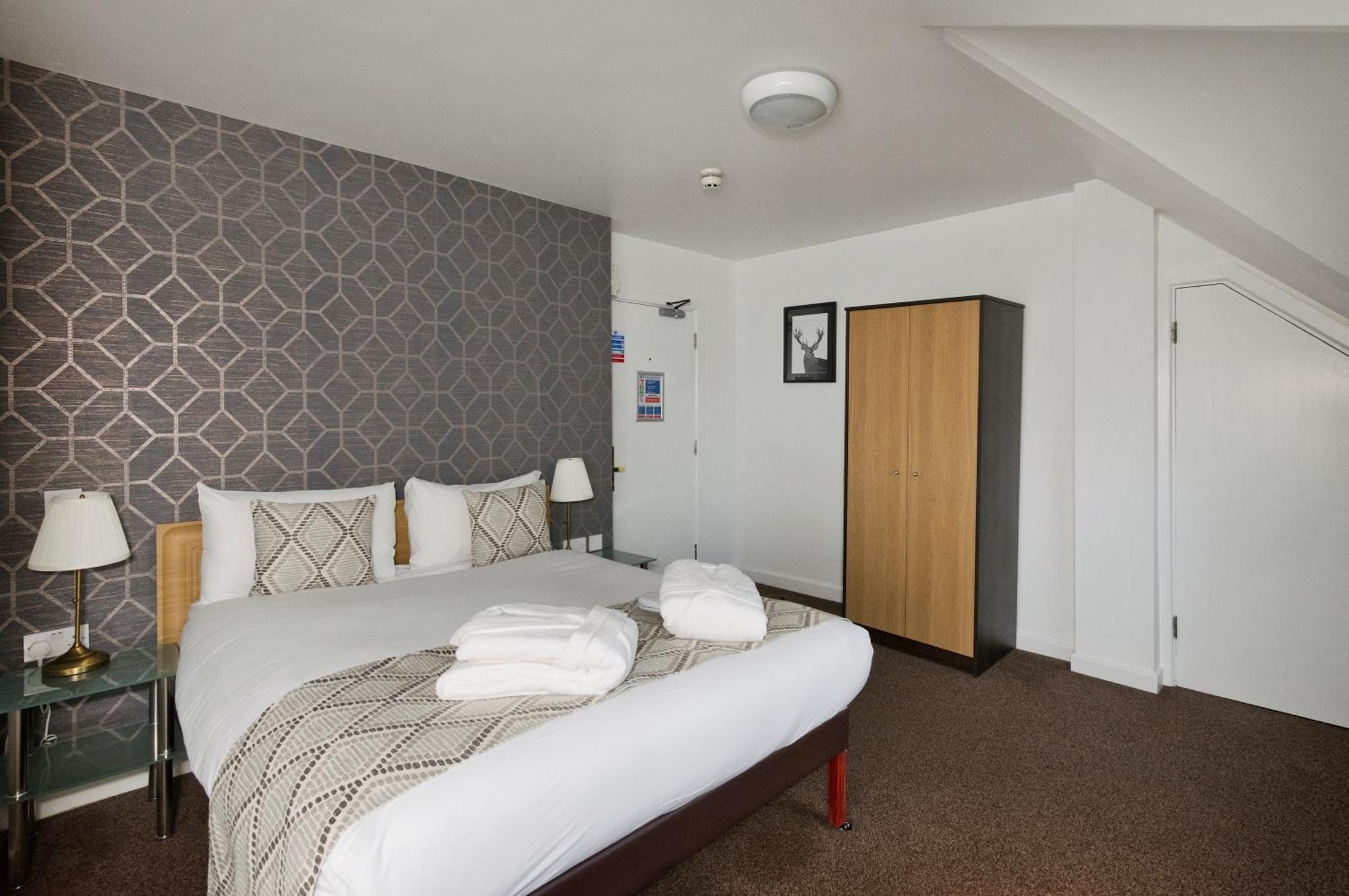 Basingstoke Country Hotel & Spa Hook  Extérieur photo